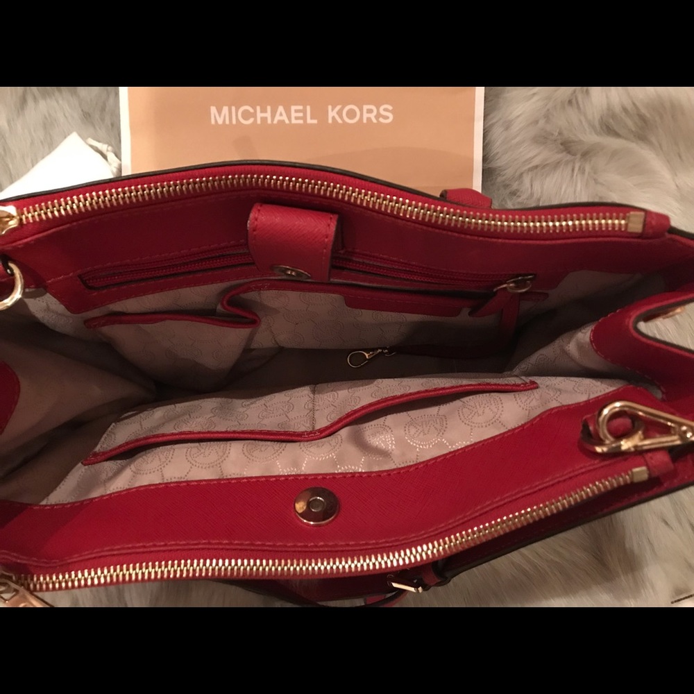 Michael Kors Sutton Medium Satchel Bag - Picture 7 of 8